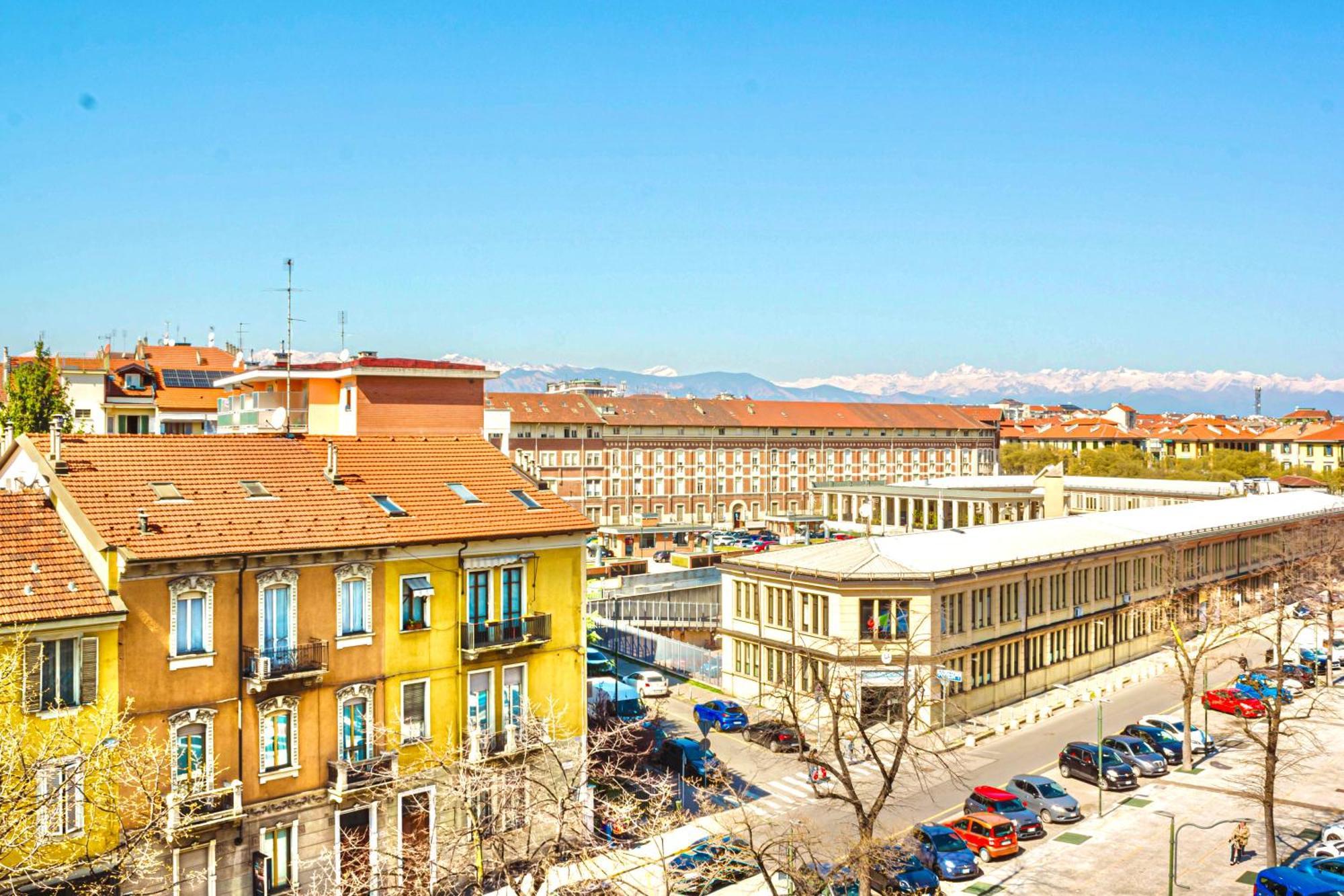 -Politecnico- Appartamento Classy X5 Con Balconi, Vista E Parcheggio Gratuito 都灵 外观 照片